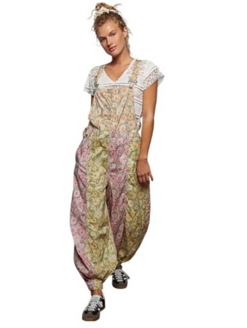 POL Floral Pastel Ovedalls in Pink & Green. NWT in Packaging. Size Medium